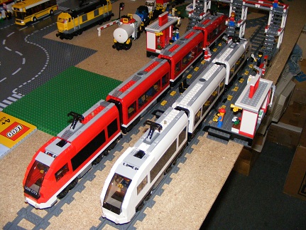 WIP MOD: White 7938 Passenger Train - LEGO Train Tech - Eurobricks Forums